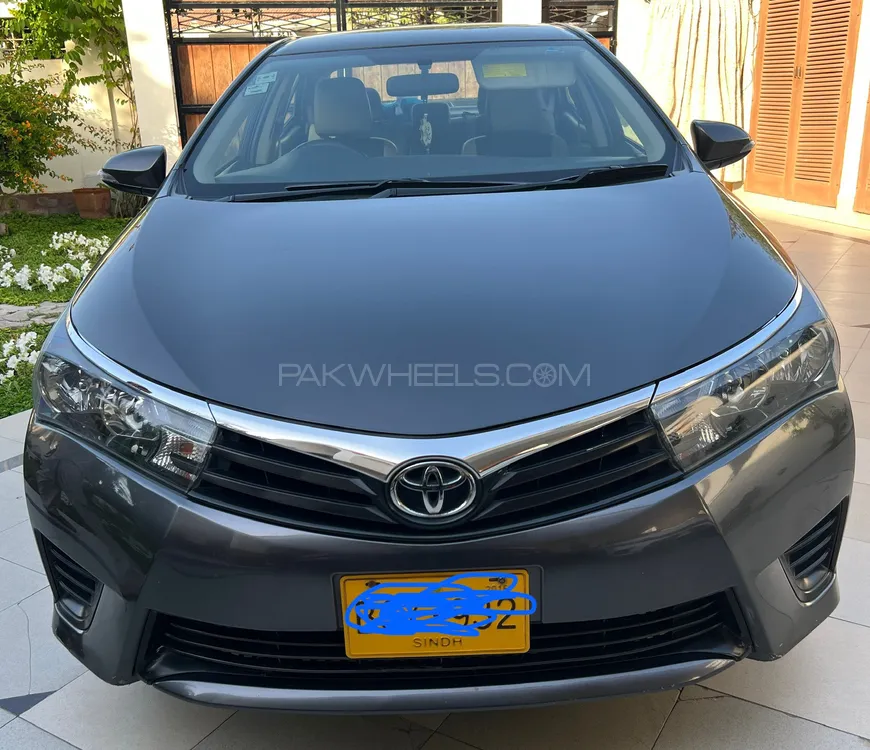Toyota Corolla 2016 for Sale in Karachi Image-1
