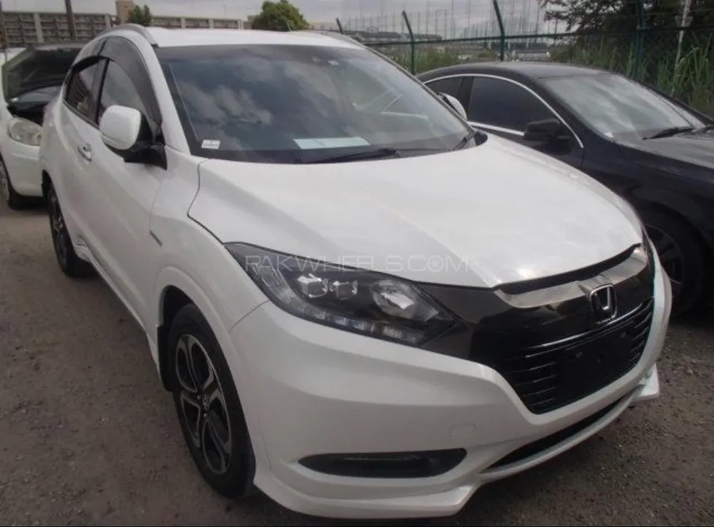 Honda Vezel 2016 for Sale in Lahore Image-1