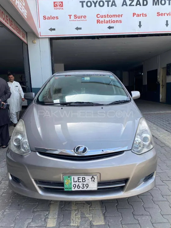 Toyota Wish 2006 for Sale in Islamabad Image-1
