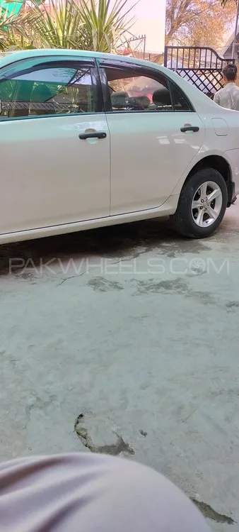 Toyota Corolla 2010 for Sale in Topi Image-1