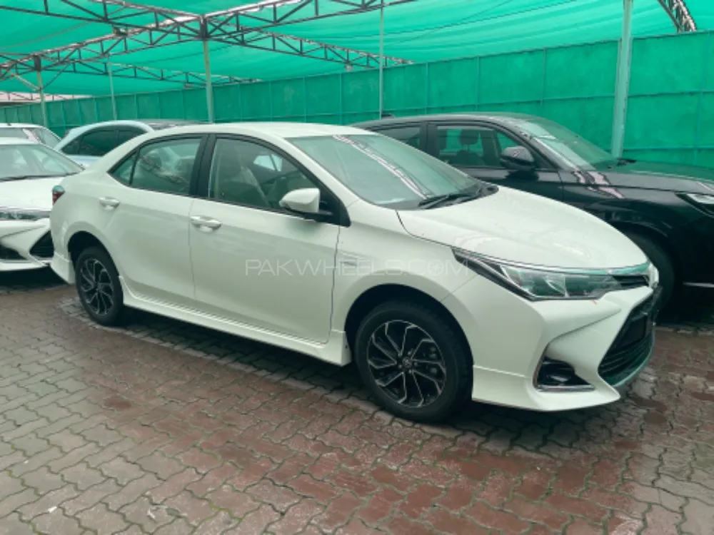 Toyota Corolla 2023 for Sale in Lahore Image-1