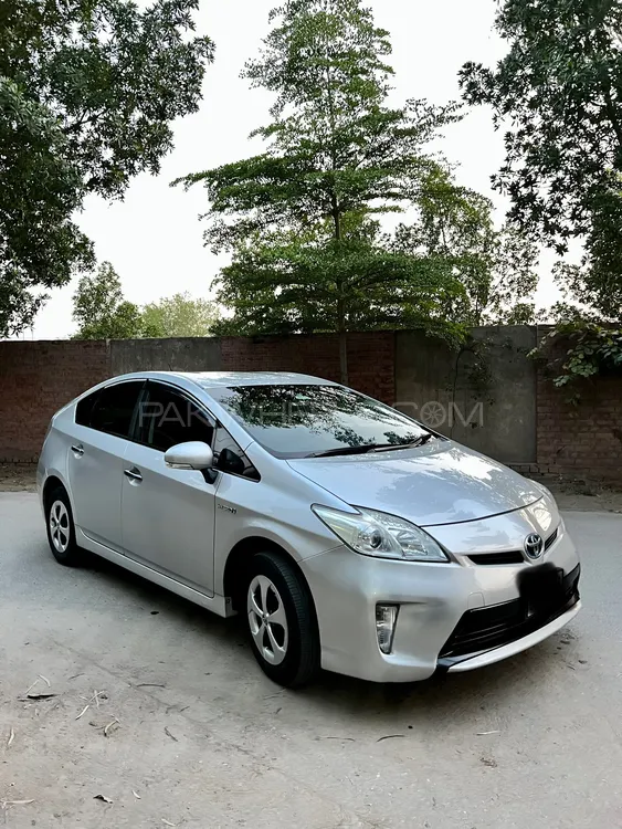Toyota Prius 2012 for Sale in Faisalabad Image-1