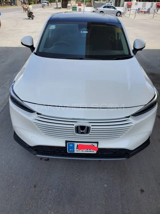 Honda Vezel 2022 for Sale in Attock Image-1