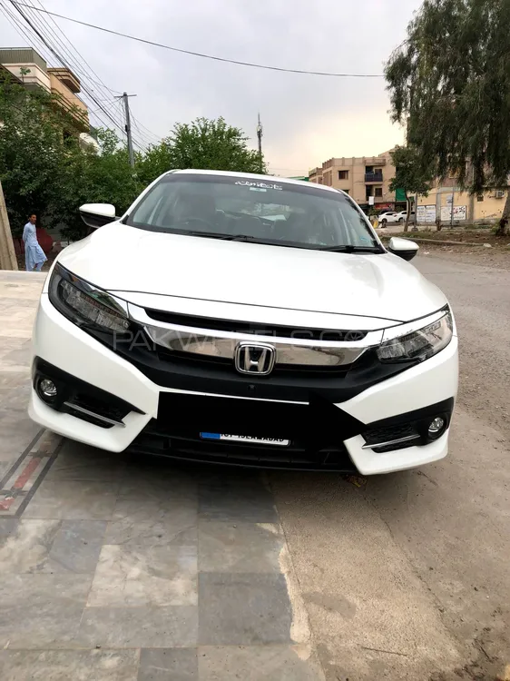 Honda Civic 2020 for Sale in Peshawar Image-1