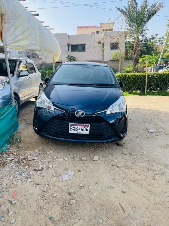 Toyota Vitz 2018 for Sale in Karachi Image-1