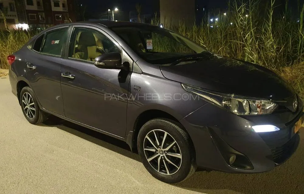 Toyota Yaris Sedan 2021 for Sale in Karachi Image-1