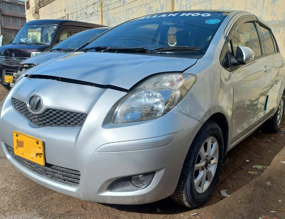 Toyota Vitz 2008 for Sale in Karachi Image-1