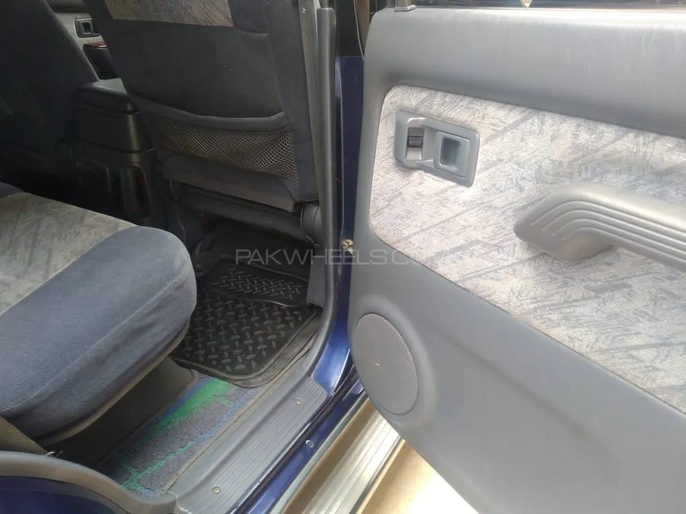 Toyota Prado 1996 for Sale in Islamabad Image-1