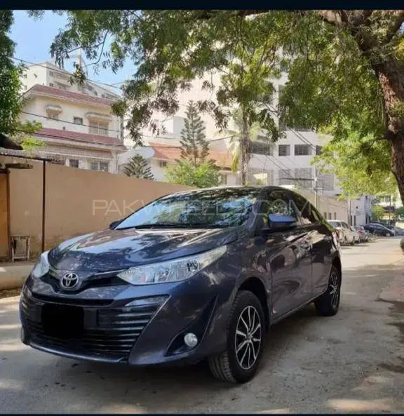 Toyota Yaris Sedan 2020 for Sale in Karachi Image-1