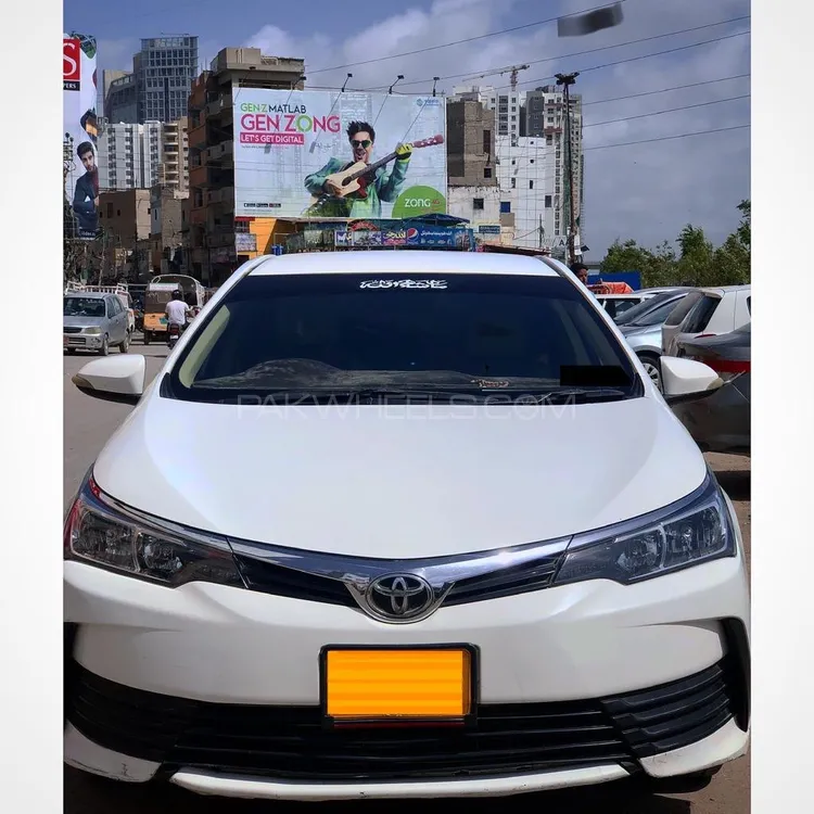 Toyota Corolla 2017 for Sale in Karachi Image-1