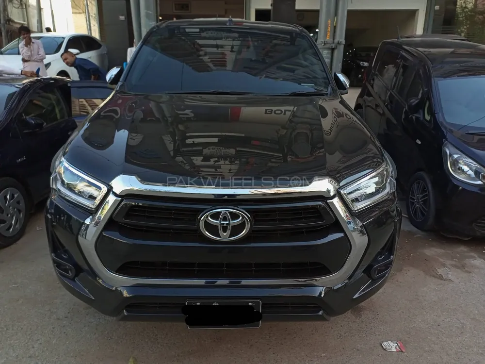Toyota Hilux 2016 for Sale in Karachi Image-1