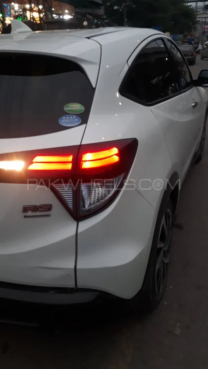 Honda Vezel 2019 for Sale in Lahore Image-1