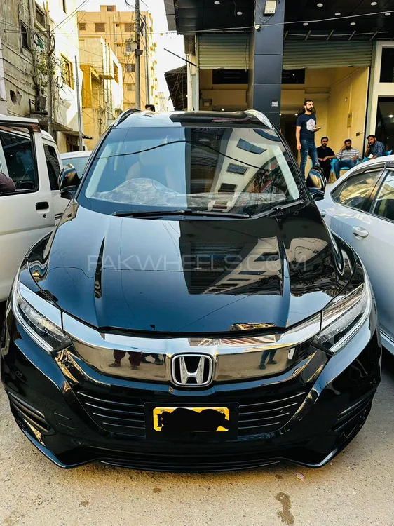 Honda Vezel 2018 for Sale in Karachi Image-1