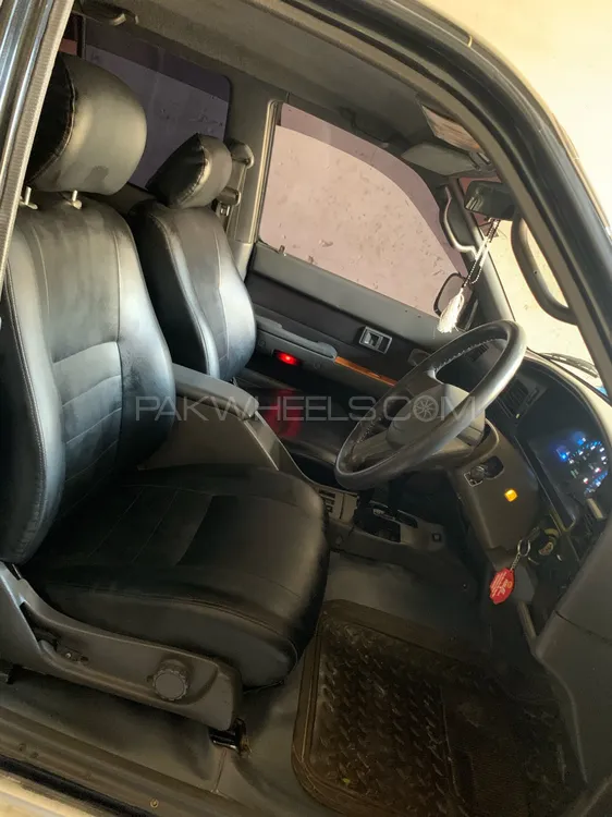 Toyota Surf 1992 for Sale in Faisalabad Image-1