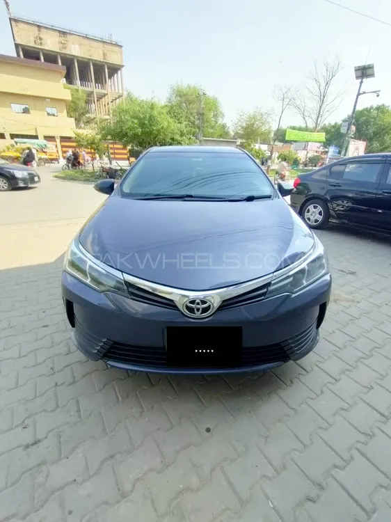 Toyota Corolla 2016 for Sale in Lahore Image-1