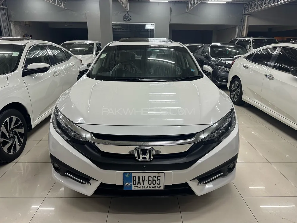 Honda Civic 2020 for Sale in Peshawar Image-1