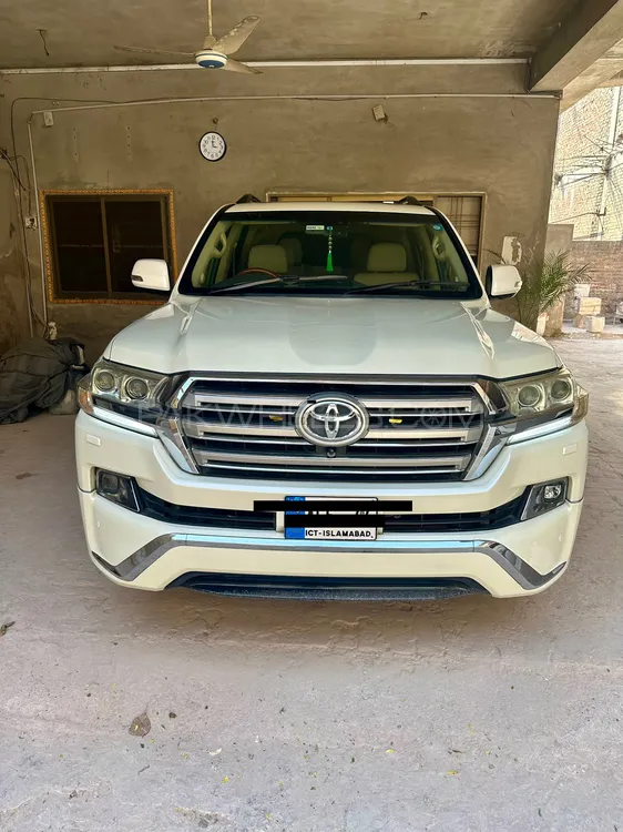 Toyota Land Cruiser 2013 for Sale in Gujranwala Image-1