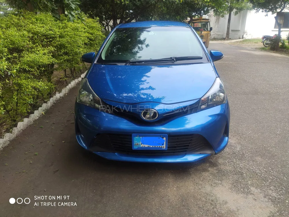 Toyota Vitz 2014 for Sale in Islamabad Image-1