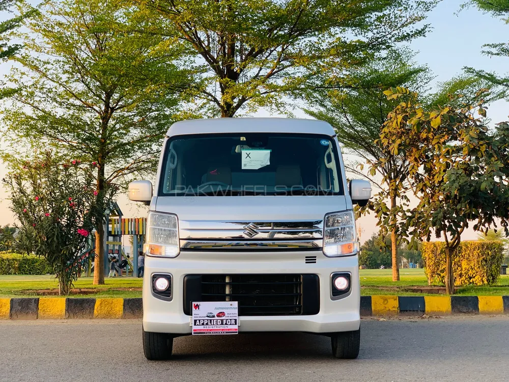 Suzuki Every Wagon 2017 for Sale in Faisalabad Image-1
