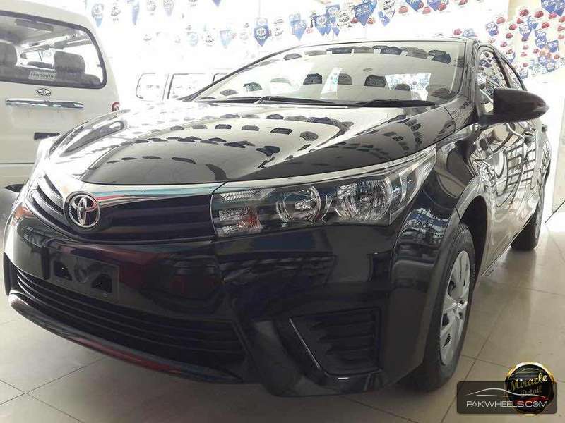 Toyota Corolla 2015 for Sale in Karachi Toyota Corolla 2015 for Sale in Karachi Image-2