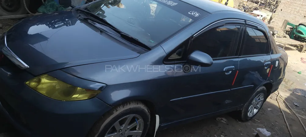 Honda City 2005 for Sale in Shahdara Image-1
