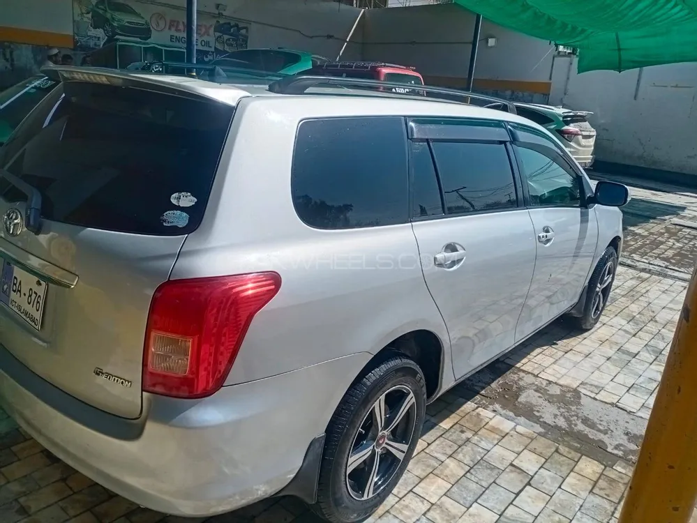 Toyota Corolla Axio 2007 for Sale in Peshawar Image-1