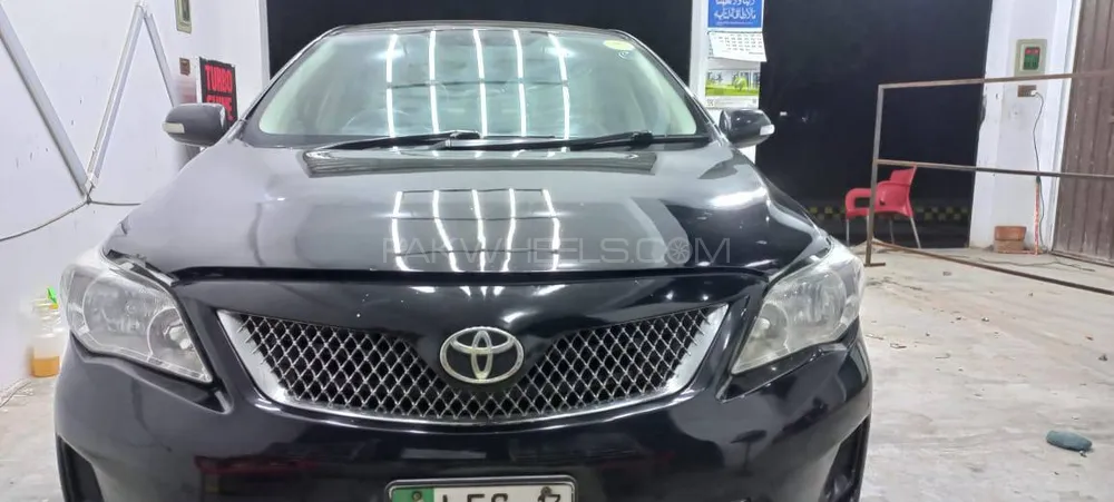 Toyota Corolla 2013 for Sale in Lahore Image-1