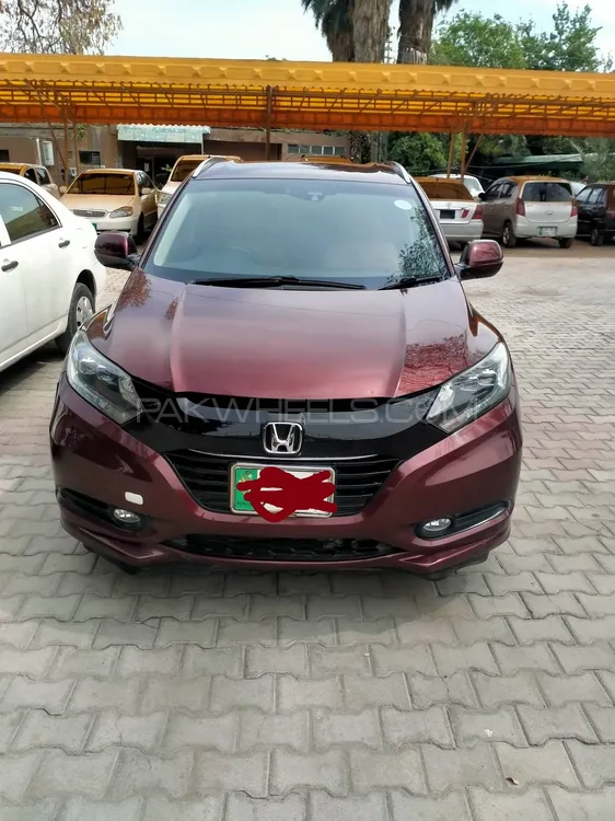 Honda Vezel 2015 for Sale in Peshawar Image-1