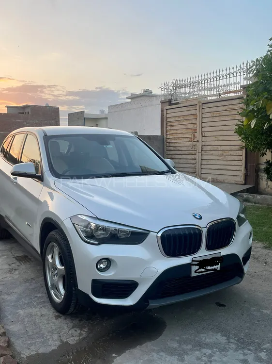 BMW X1 2017 for Sale in Multan Image-1