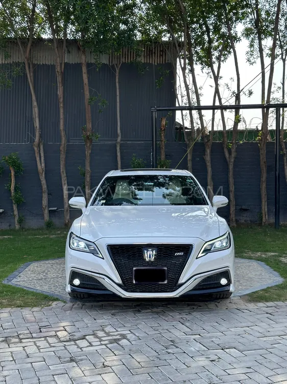 Toyota Crown 2018 for Sale in Lahore Image-1