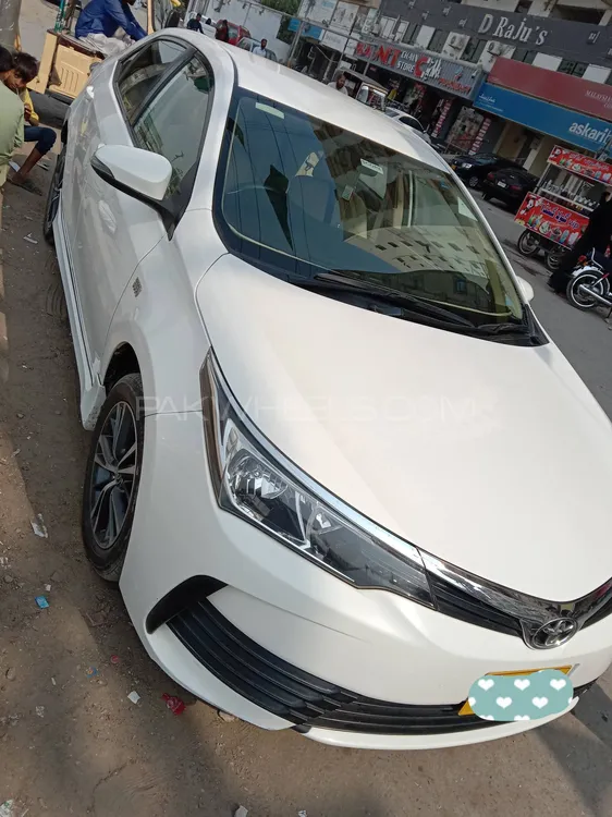 Toyota Corolla 2018 for Sale in Karachi Image-1