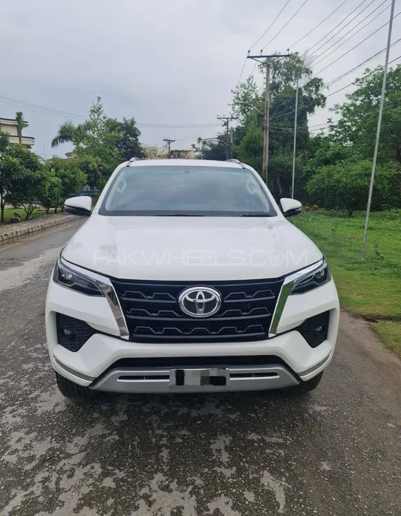 Toyota Fortuner 2021 for Sale in Sialkot Image-1