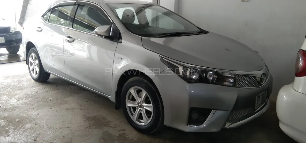 Toyota Corolla 2015 for Sale in Kohat Image-1