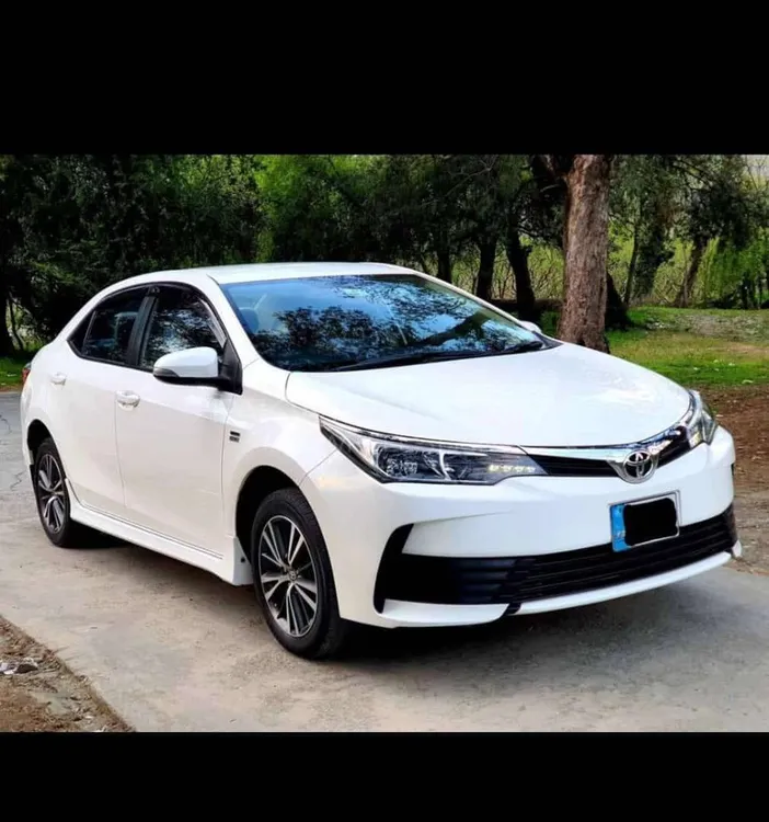 Toyota Corolla 2018 for Sale in Peshawar Image-1