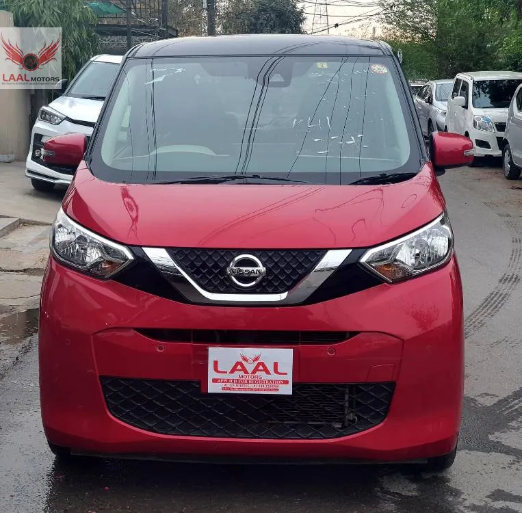 Nissan Dayz Highway Star 2019 for Sale in Lahore Image-1
