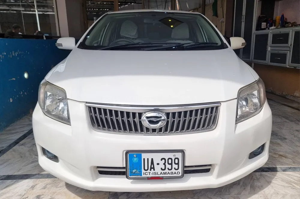 Toyota Corolla Axio 2007 for Sale in Peshawar Image-1