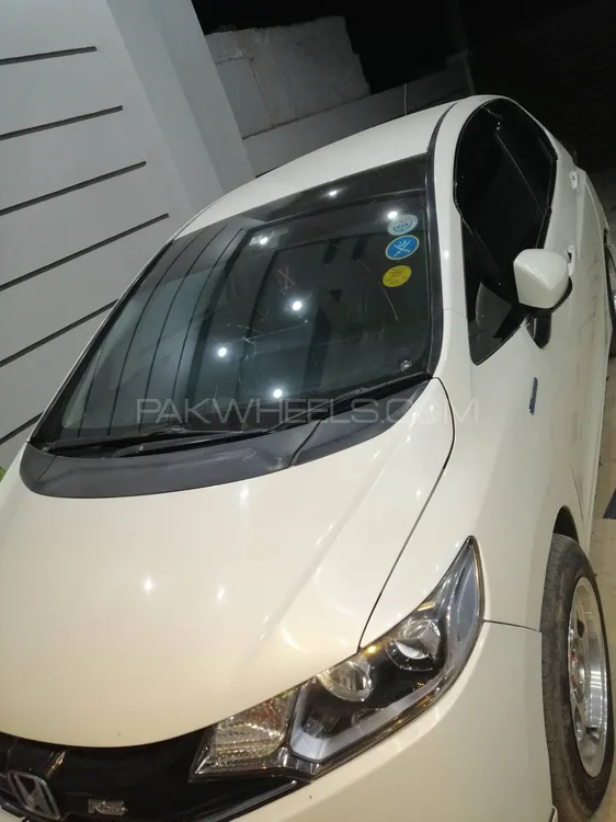 Honda Fit 2017 for Sale in Narowal Image-1