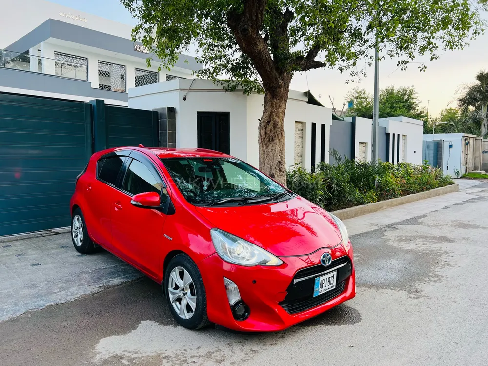 Toyota Aqua 2019 for Sale in Multan Image-1