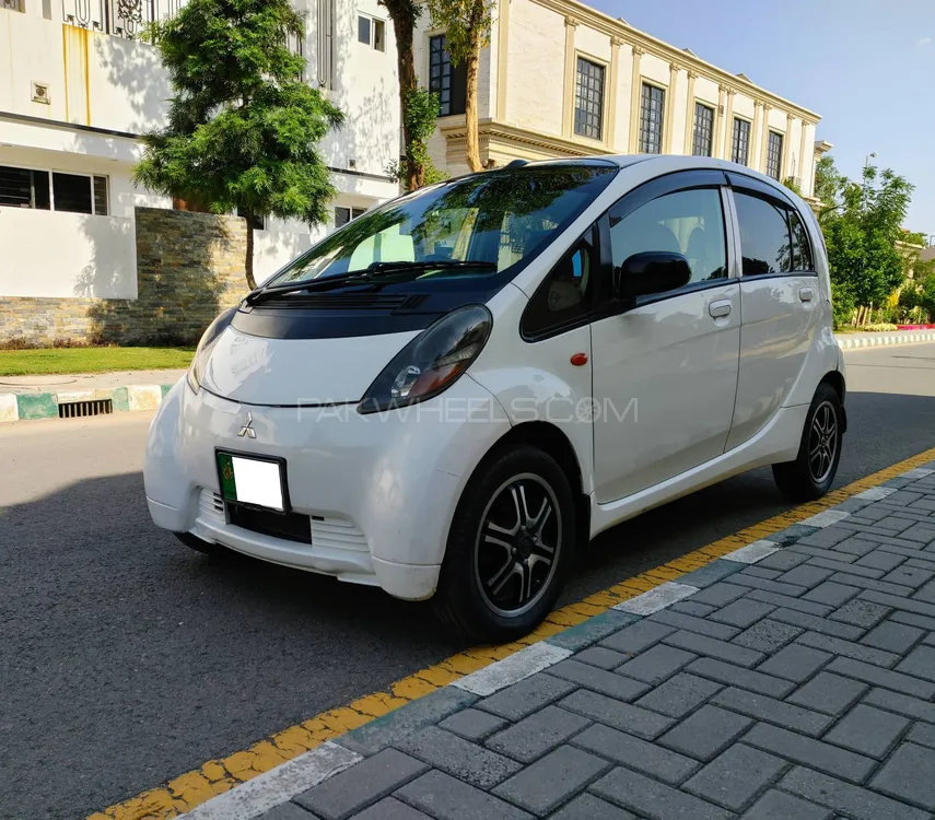 Mitsubishi I Mivec 2013 for Sale in Lahore Image-1