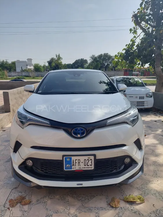 Toyota C-HR 2017 for Sale in Jhelum Image-1