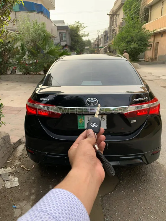 Toyota Corolla 2014 for Sale in Lahore Image-1