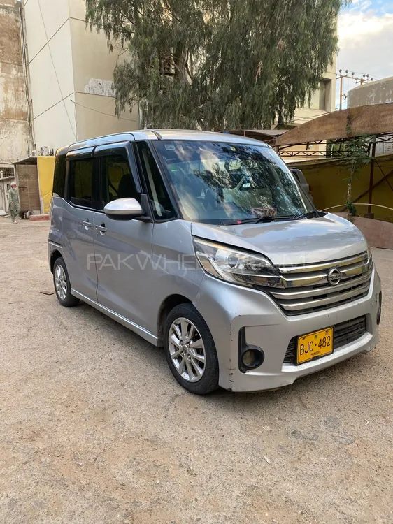 Nissan Roox 2014 for Sale in Karachi Image-1