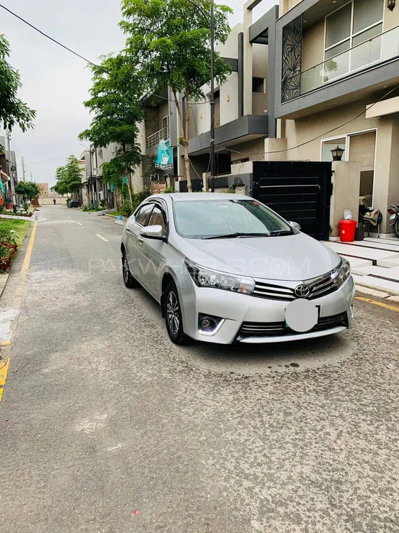 Toyota Corolla 2016 for Sale in Lahore Image-1