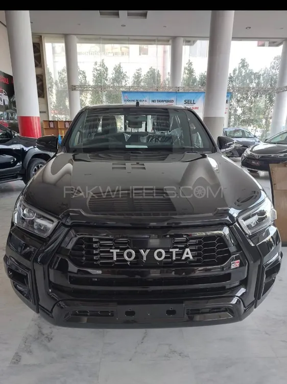 Toyota Hilux 2023 for Sale in Lahore Image-1