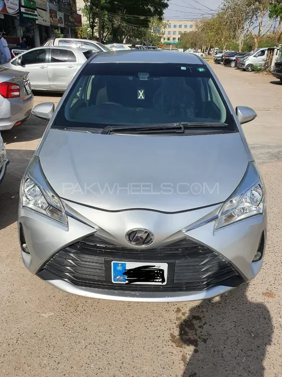 Toyota Vitz 2018 for Sale in Islamabad Image-1