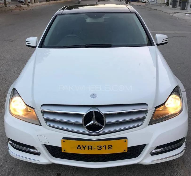 Mercedes Benz C Class 2013 for Sale in Karachi Image-1