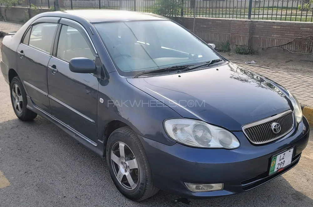 Toyota Corolla 2004 for Sale in Lahore Image-1