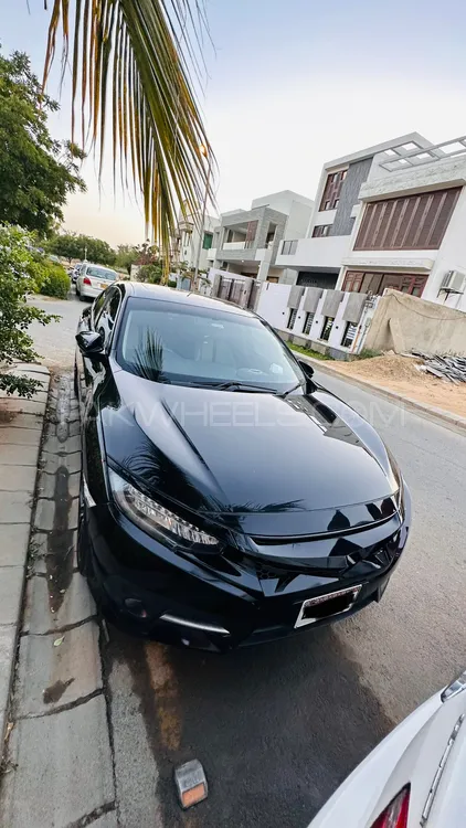Honda Civic 2018 for Sale in Karachi Image-1