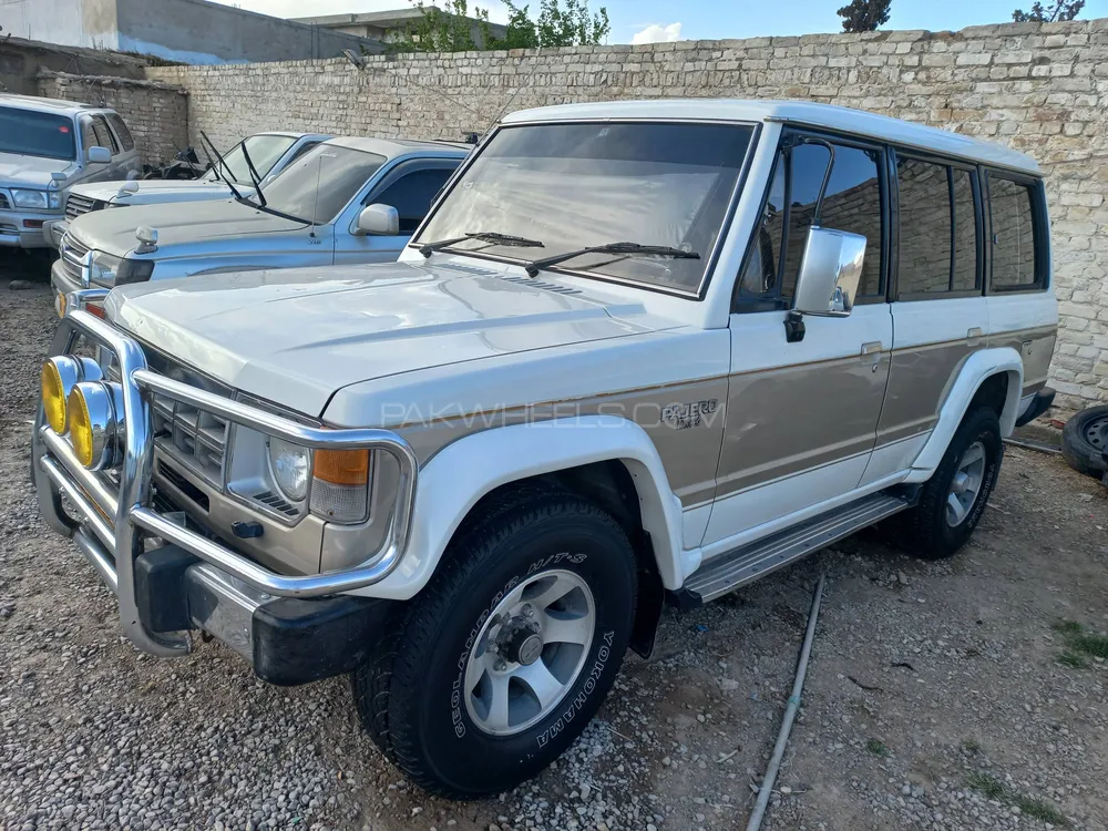 Mitsubishi Pajero 1990 for Sale in Quetta Image-1