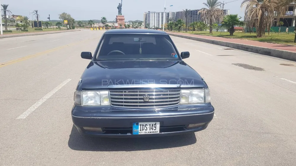 Toyota Crown 1995 for Sale in Islamabad Image-1